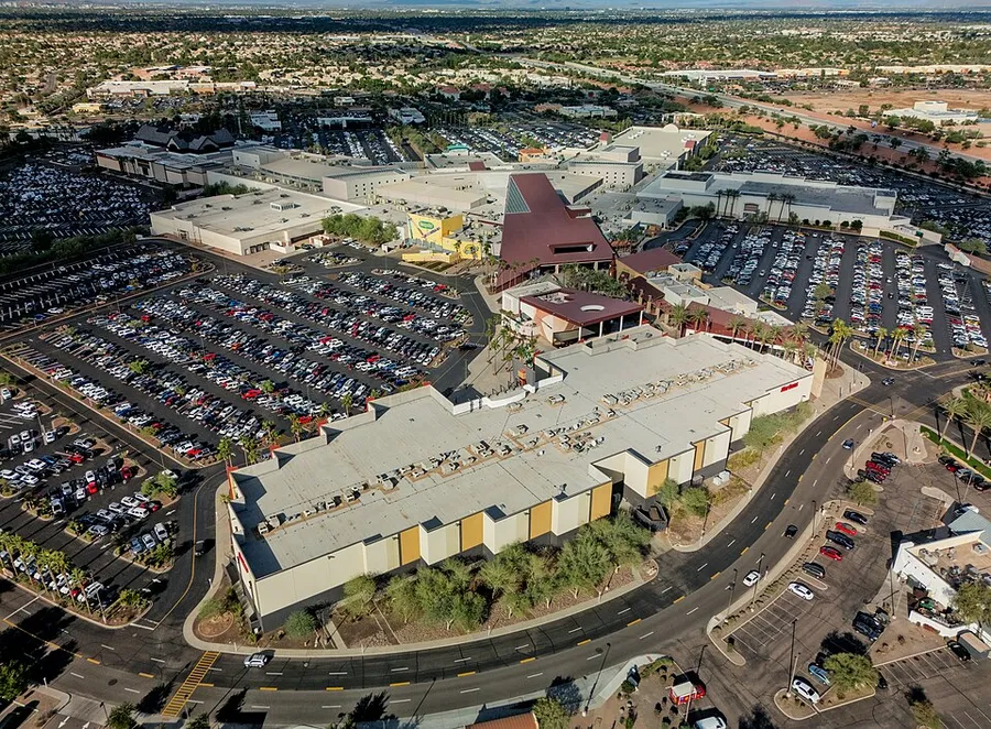 231119-12 Chandler Fashion Center in Chandler, Arizona