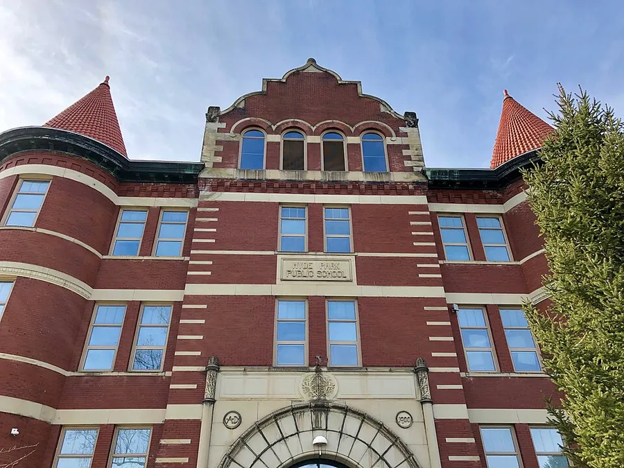 Hyde Park School, Hyde Park, Cincinnati, OH (33483925398) in Cincinnati, Ohio