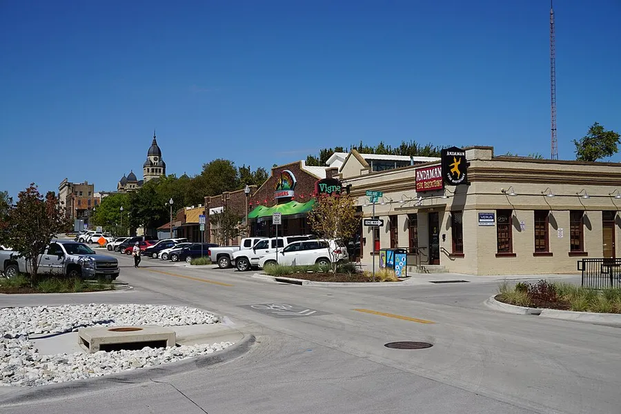 Denton September 2015 06 (Hickory Street) in Denton, Texas