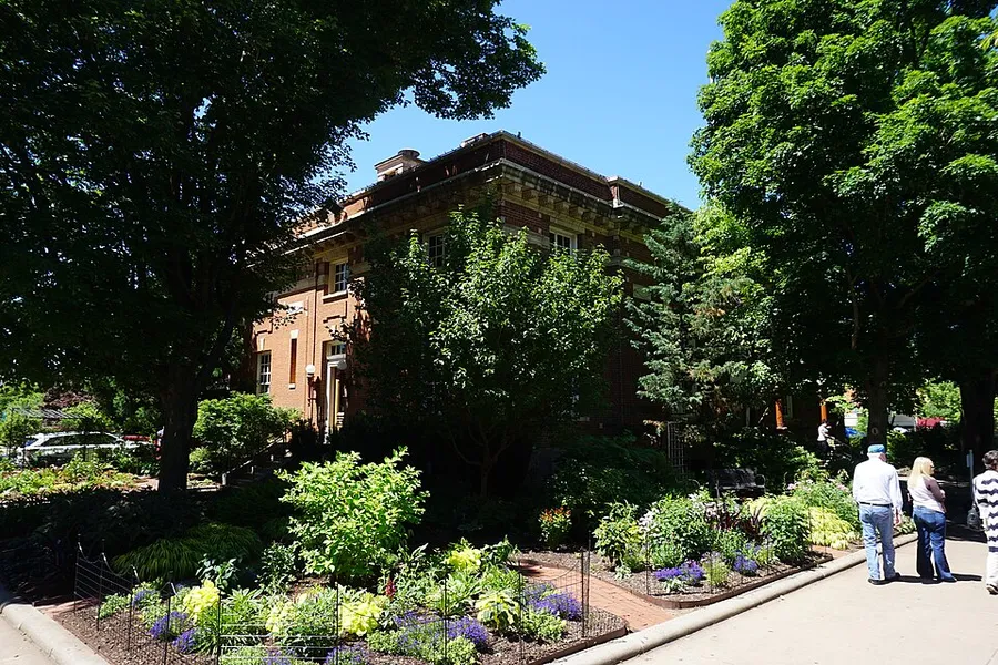 Fayetteville May 2017 01 (Fayetteville Historic Square) in Fayetteville, Arkansas