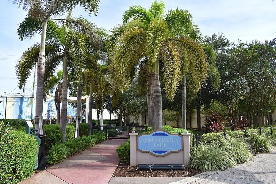 Anniversary Park (Hollywood, Florida) 1 in Hollywood, Florida
