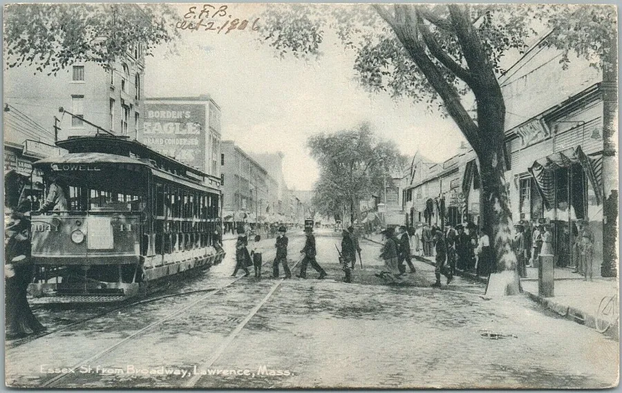1906 postcard of Lowell-bound streetcar on Essex Street in Lawrence in Lawrence, Massachusetts