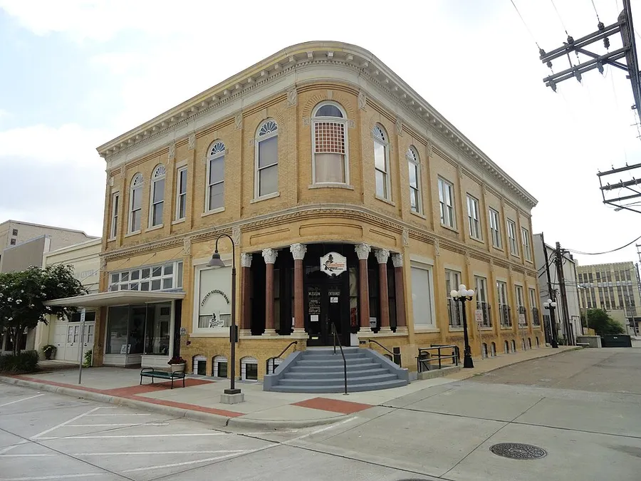 Everett Building 1 in Longview, Texas