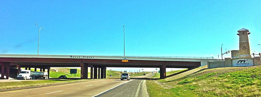 US 287 South at Broad Street in Mansfield, Texas