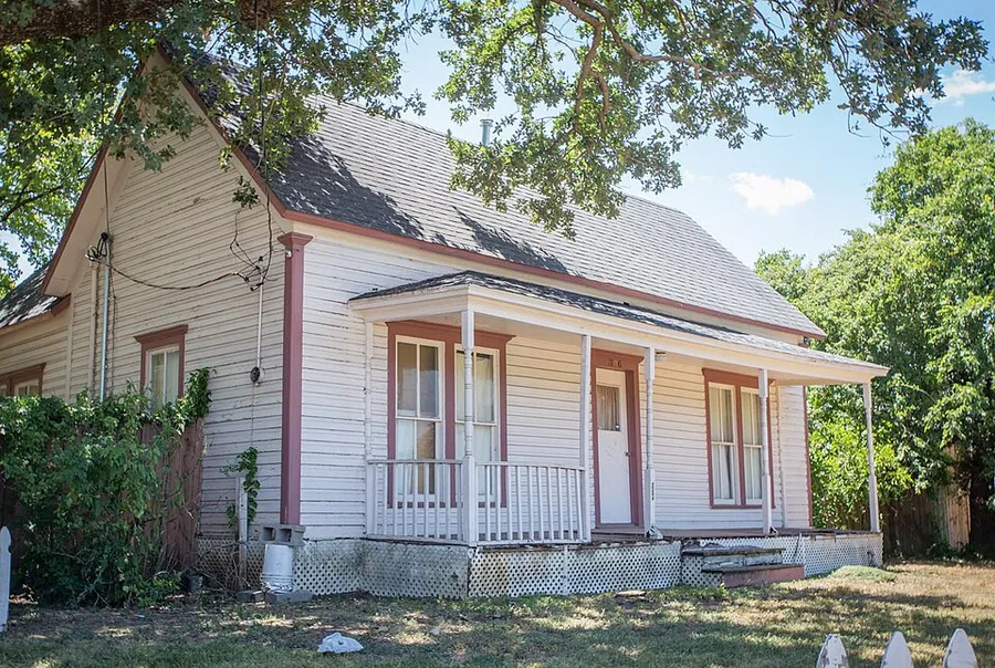 Buchanan-Hayter-Witherspoon House Mansfield Wiki (1 of 1) in Mansfield, Texas