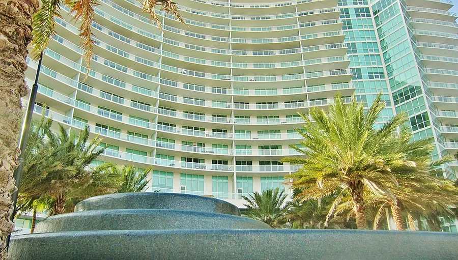 Local view in Pompano Beach, Florida