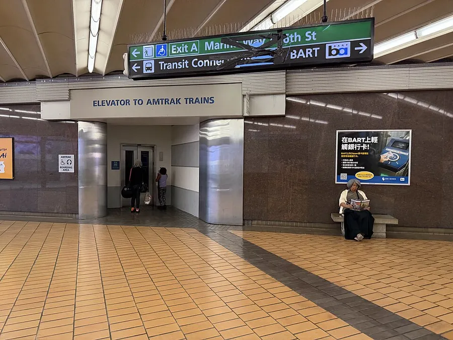 Richmond CA Amtrak station elevator 202511 in Richmond, California