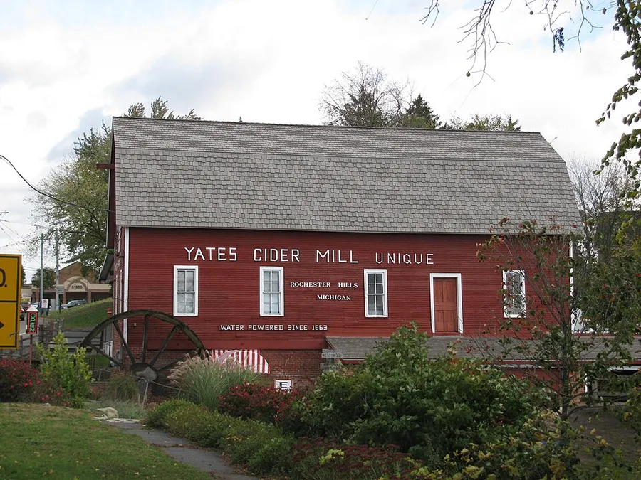 Yates Cider Mill main building in Rochester Hills, Michigan