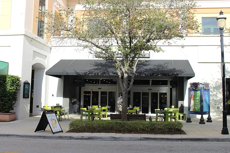 BurgerFi, CityPlace, West Palm Beach in West Palm Beach, Florida
